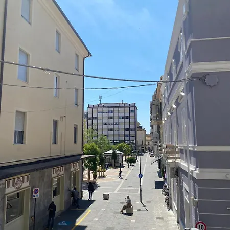 Casa Letizia Centro Daire *